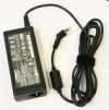 Acer 65W AC adapter k�bellel ( Return toFact.Hardw.Ltd.Warr. 1/2 �v )