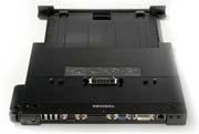 Toshiba Dokkol� "Express Port Replicator 2"( k�zvetlen dokkol� ). Tecra , Porteg ( Szervizben 1 �v ) PA3680E-1PRP fot�