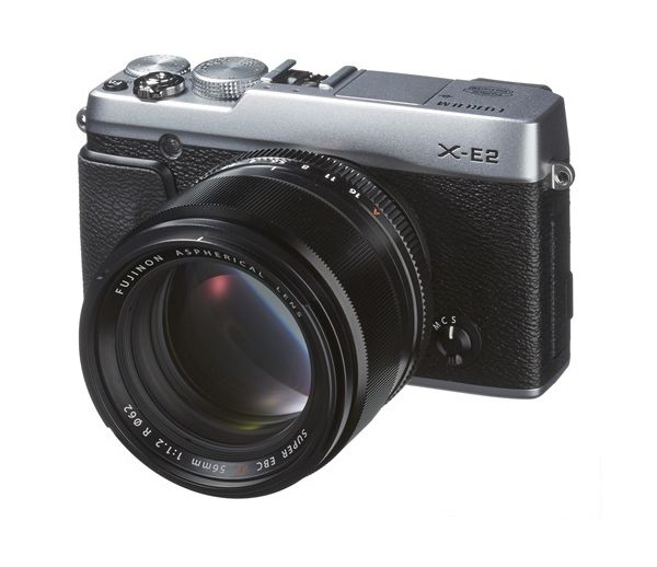 Digitális fényképezőgép Fujifilm FinePix X-E2 + 18-55 kit ezüst cserélhető obje fotó, illusztráció : XE21855