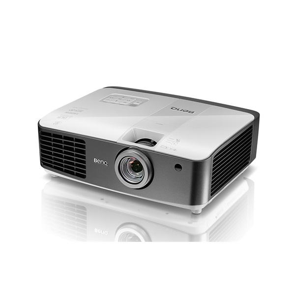 FullHD projektor DLP 2200 lumen BenQ W1400 Cinema 3D + 1db 3D szemüveg fotó, illusztráció : 9H.J7P77.37E