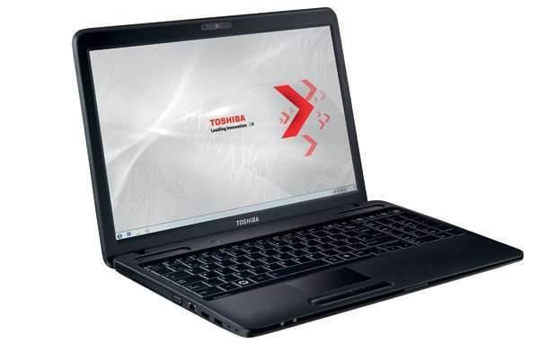 Toshiba laptop Satellite 15.6 , i3-370M, 4GB, 640GB, HD5470, Win7HPre, Fekete fotó, illusztráció : C660-28V