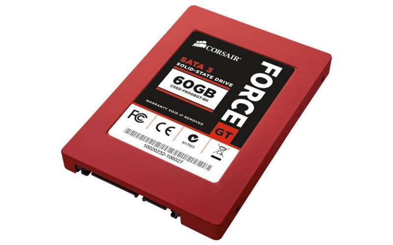 60GB SSD CORSAIR Force GT Series + átalakító fotó, illusztráció : CSSD-F60GBGT-BK
