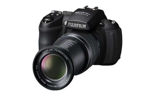 Fujifilm FinePix fekete 16MP digitális fényképezőgép fotó, illusztráció : HS25