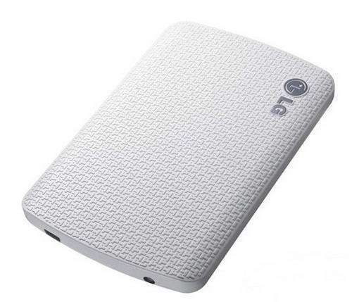 Külső HDD 2,5  500GB XD7 Fehér ; USB3.0; 5400rpm fotó, illusztráció : HXD7S50GW