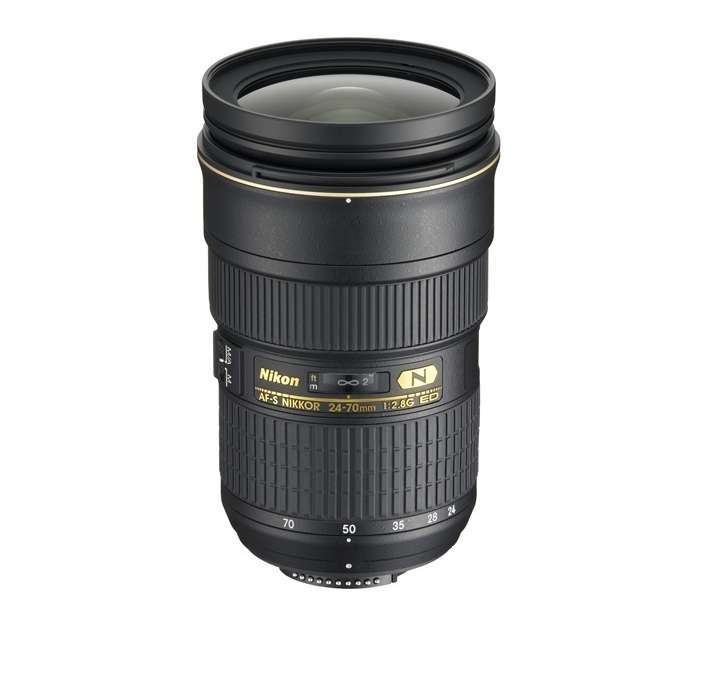 Nikon 24-70mm f/2.8G ED AF-S NIKKOR alap zoomobjektív fotó, illusztráció : JAA802DA