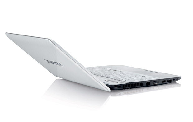 Toshiba Satellite 15.6  laptop, AMD A6-3420M, 6GB, 640GB, HD6540, Win7Hpre, Feh fotó, illusztráció : L755D-14L