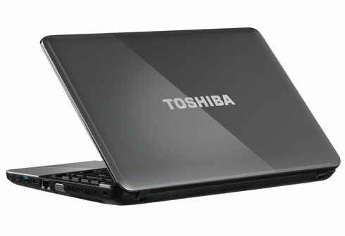 Toshiba Satellite 13.3  laptop , i3-2367M, 4GB, 640GB, Gef315M, Win7HPre, Fehér fotó, illusztráció : L830-106