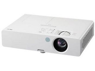 Panasonic PT-LB1 projektor fotó, illusztráció : PT-LB1E