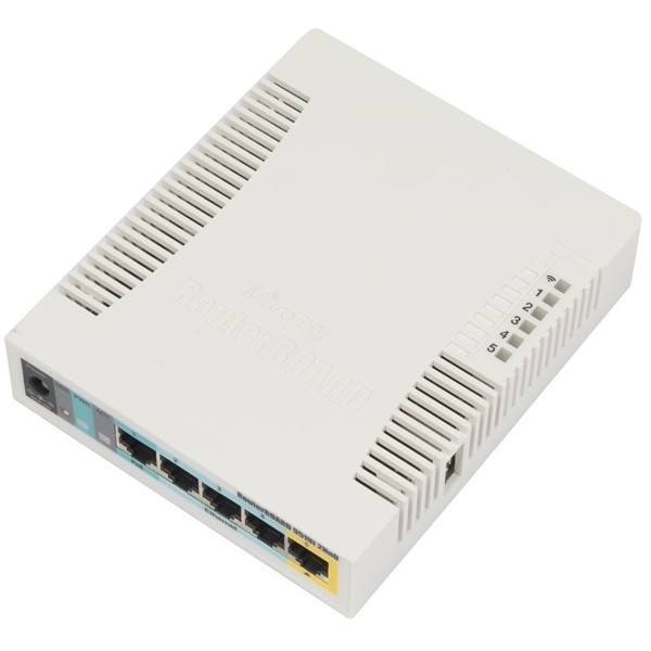 MikroTik RB951Ui-2HnD L4 128Mb 5x FE LAN router fotó, illusztráció : RB951UI-2HND