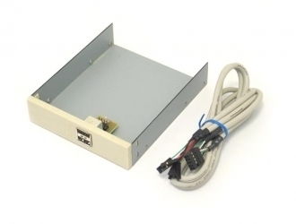 USB csatlakozó 2 portos  3.5  panelhelyre illeszthető USB2.0 - Már nem forgalma fotó, illusztráció : USBTRAY