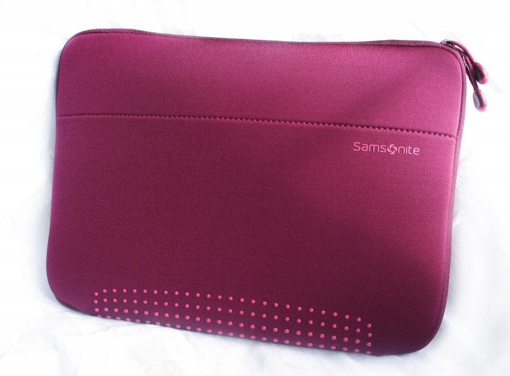 Aramon2 Netbook Sleeve 10.2  grapebordóslila fotó, illusztráció : V51-091-011
