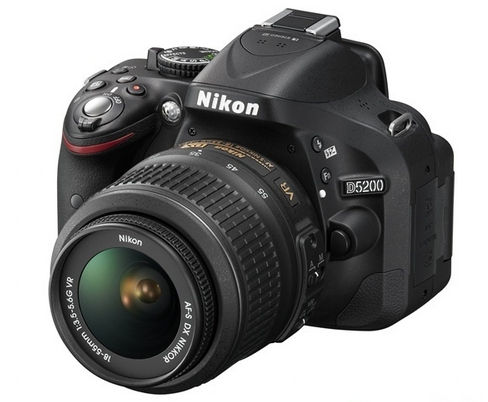 Nikon D5200 + 18-55 VR kit fekete digitális tükörreflexes fényképezőgép fotó, illusztráció : VBA350K001
