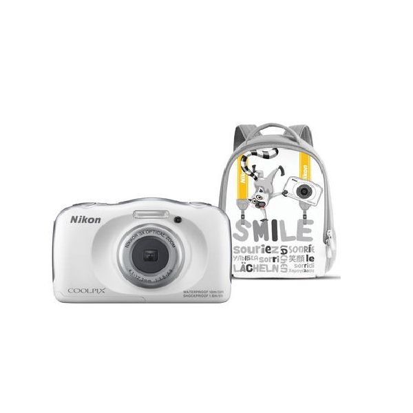 Digitális fényképezőgép Nikon Coolpix S33 Fehér hátizsák Kit fotó, illusztráció : VNA850K001